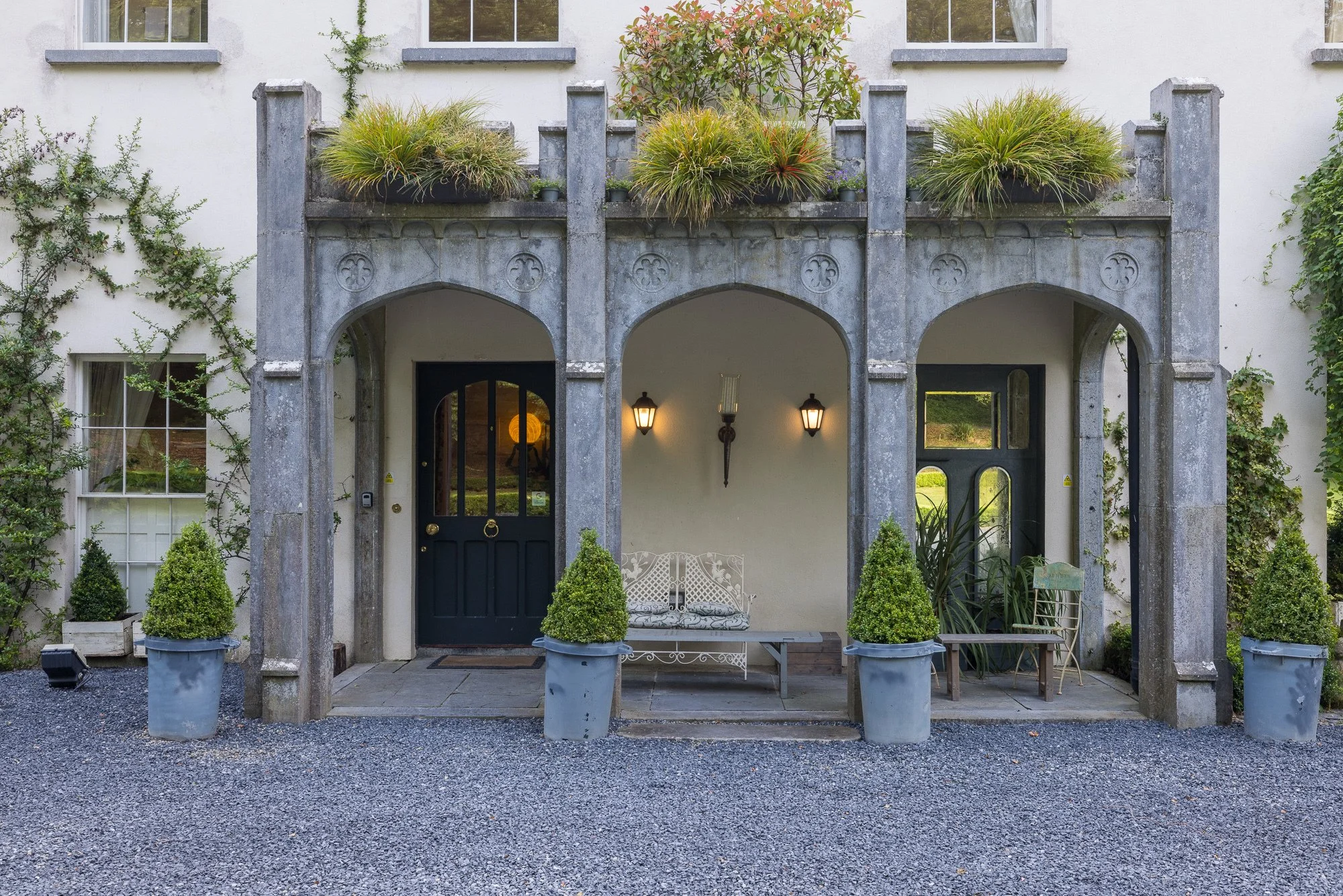 Exterior photo 9