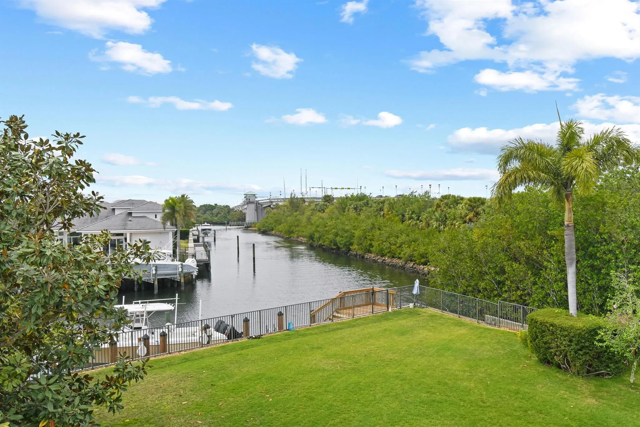 13965 Willow Cay Drive, North Palm Beach, Florida, United States. - Photo 58