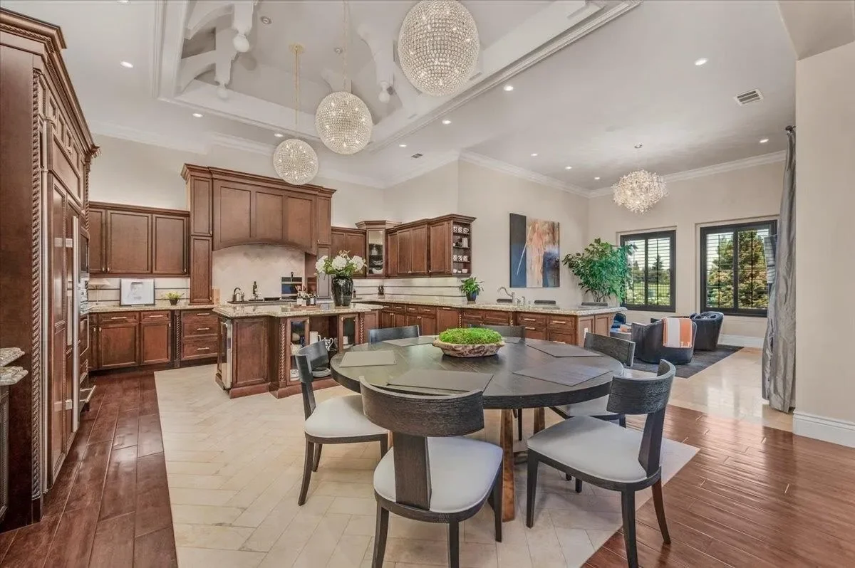 11350 Glencastle Way N, Fresno, CA 93730, Fresno, California, United States. - Photo 22