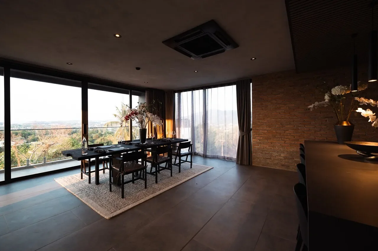 Gallery photo 2