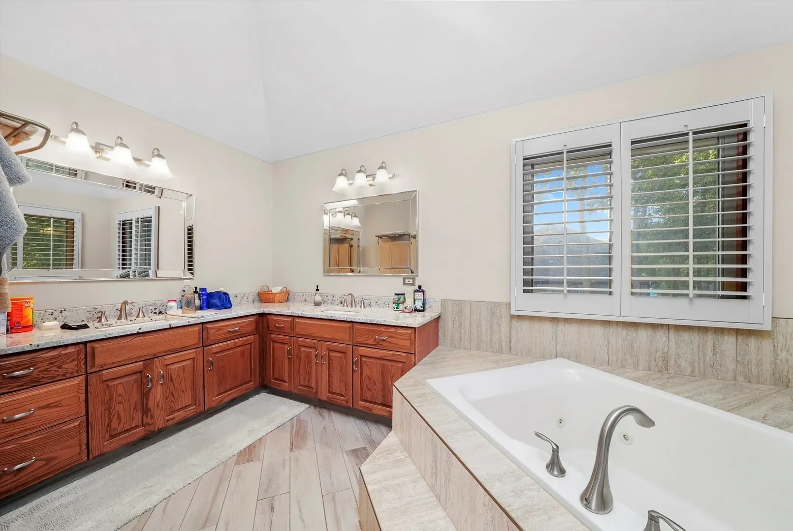 17860 S Crystal Lake Drive, Homer Glen, Illinois, United States. - Photo 14