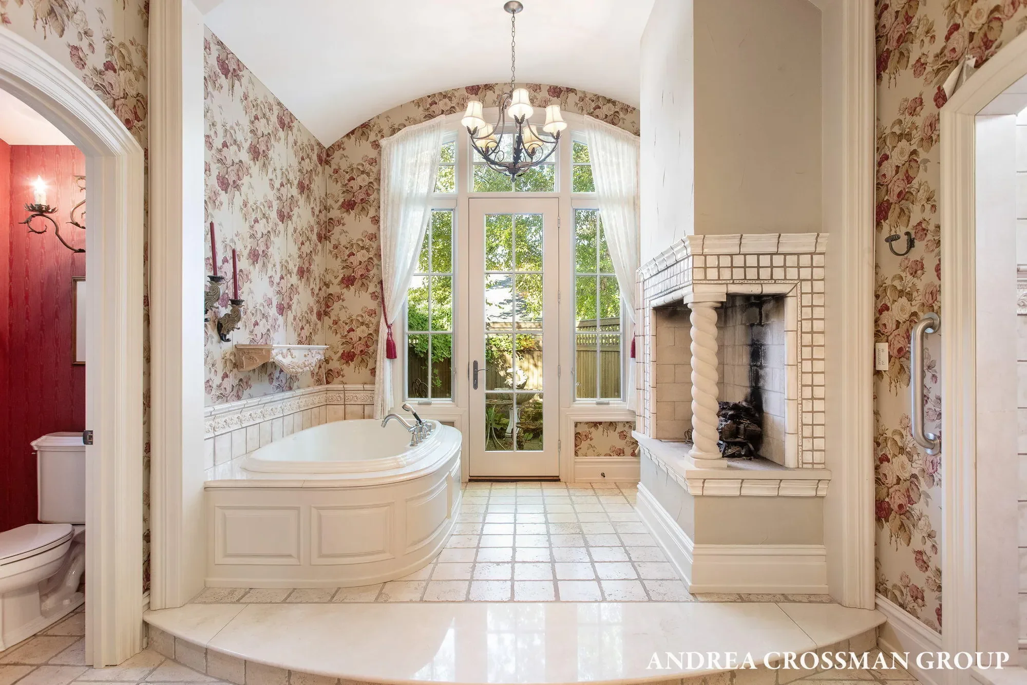 1933 South Shore Drive, Holland, MI 49423, Holland, Michigan, United States. - Photo 94