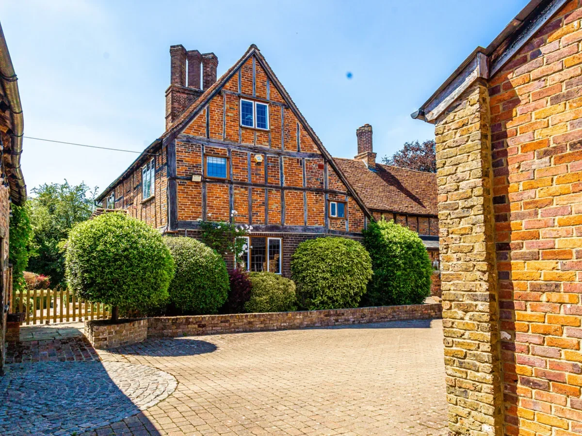 Windmill Road, Pepperstock, LU1, Pepperstock, England, United Kingdom. - Photo 14