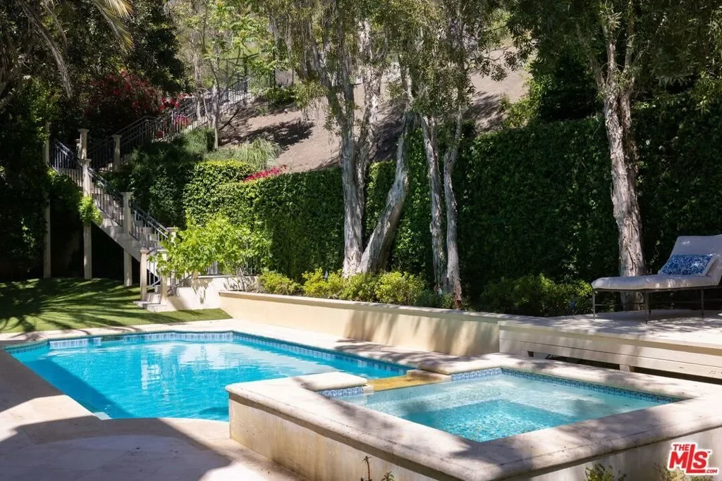 1160 Chantilly Road, Los Angeles, California, United States. - Photo 15