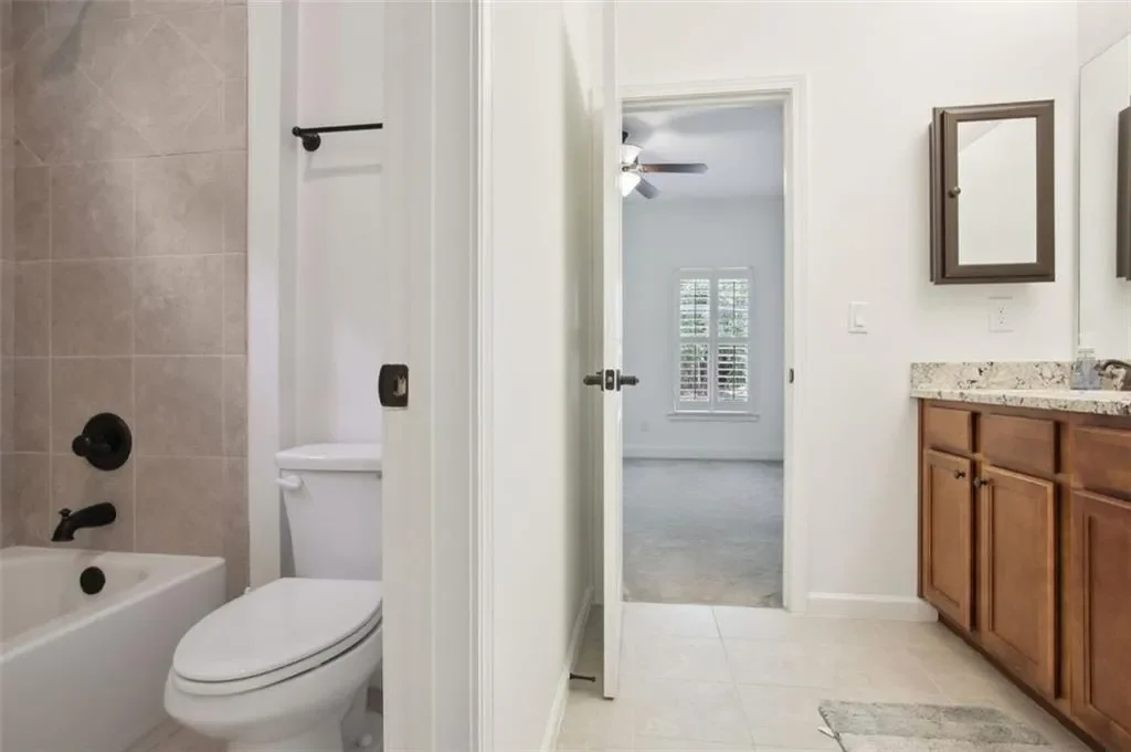 525 FOREST HILLS Drive, Atlanta, Georgia, United States. - Photo 20