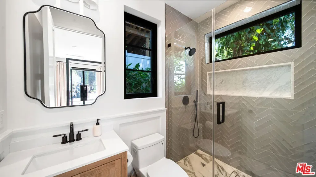 1914 N Laurel Canyon Boulevard, Los Angeles, California, United States. - Photo 21