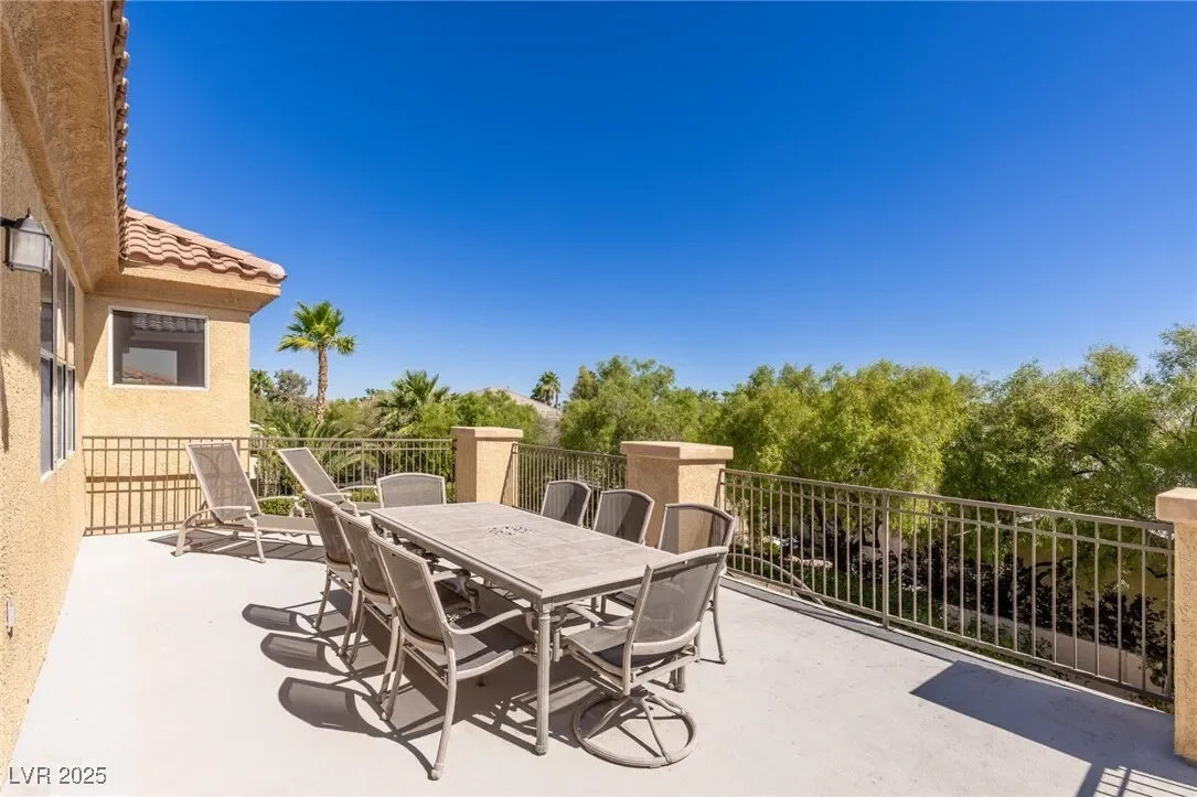8095 Dark Hollow Place, Las Vegas, Nevada, United States. - Photo 63