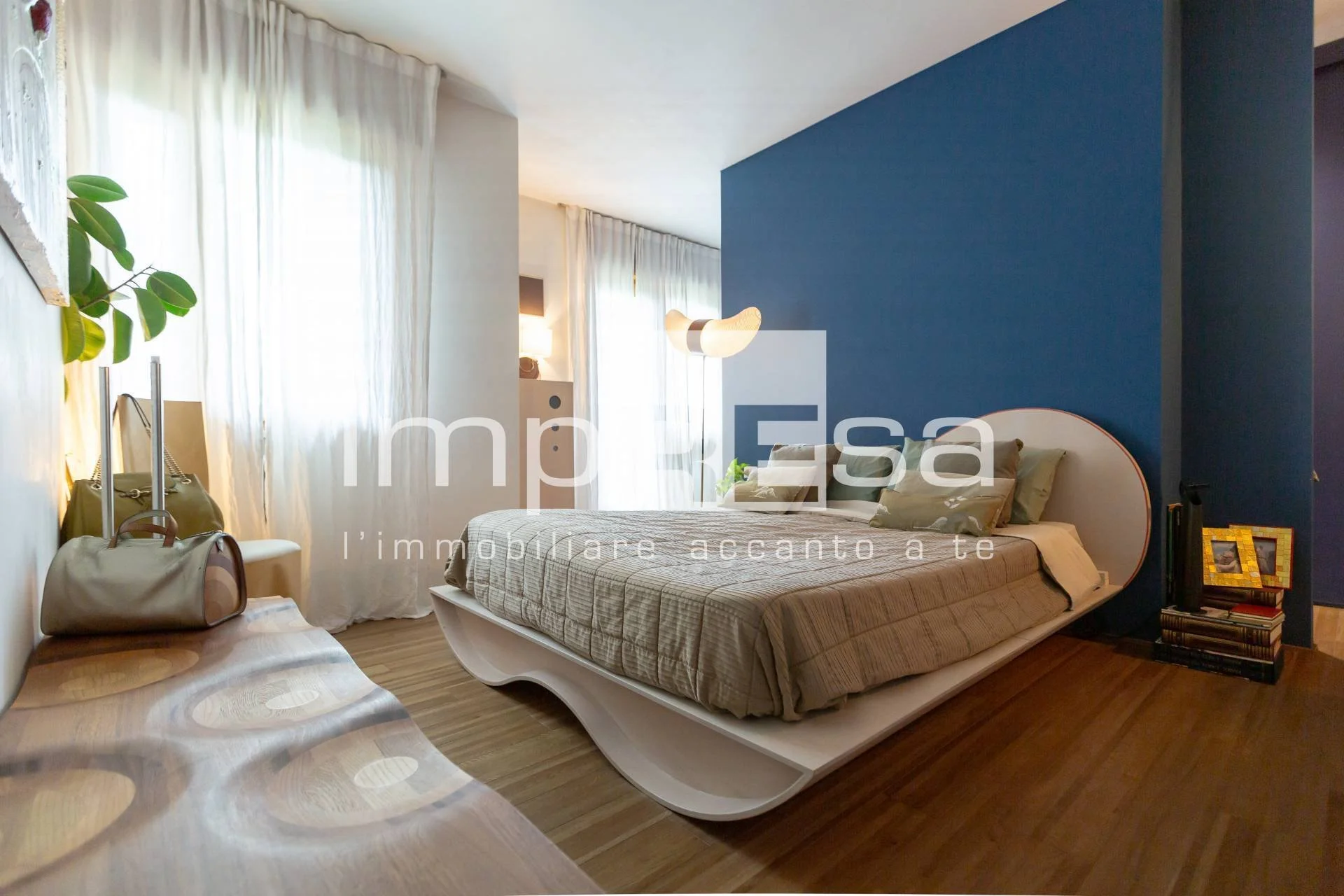 Gallery photo 4