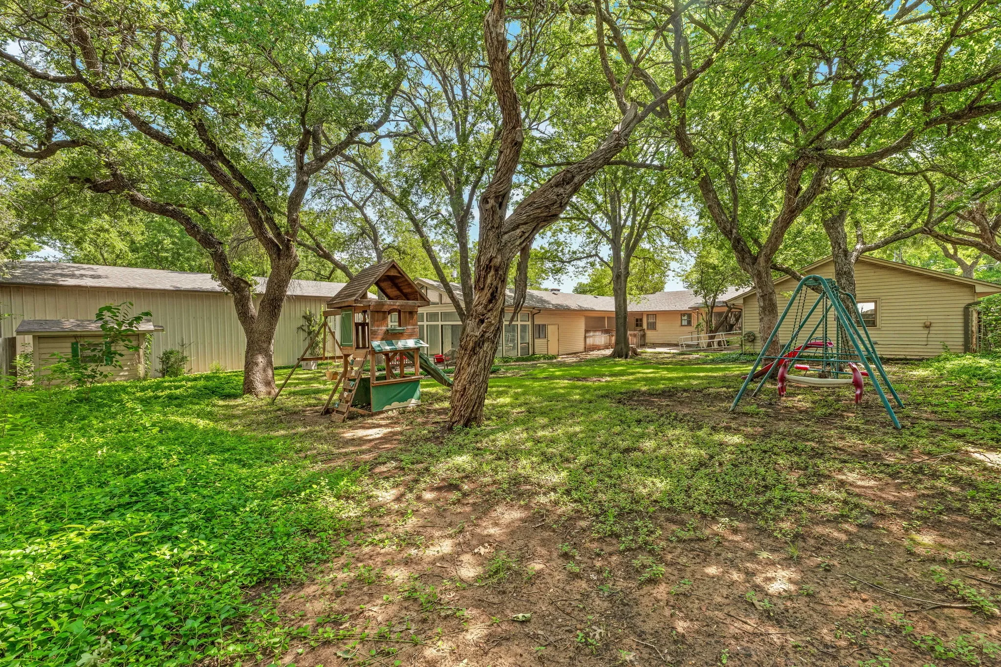 1222 Kentucky , Graham, TX 76450, Graham, Texas, United States. - Photo 29
