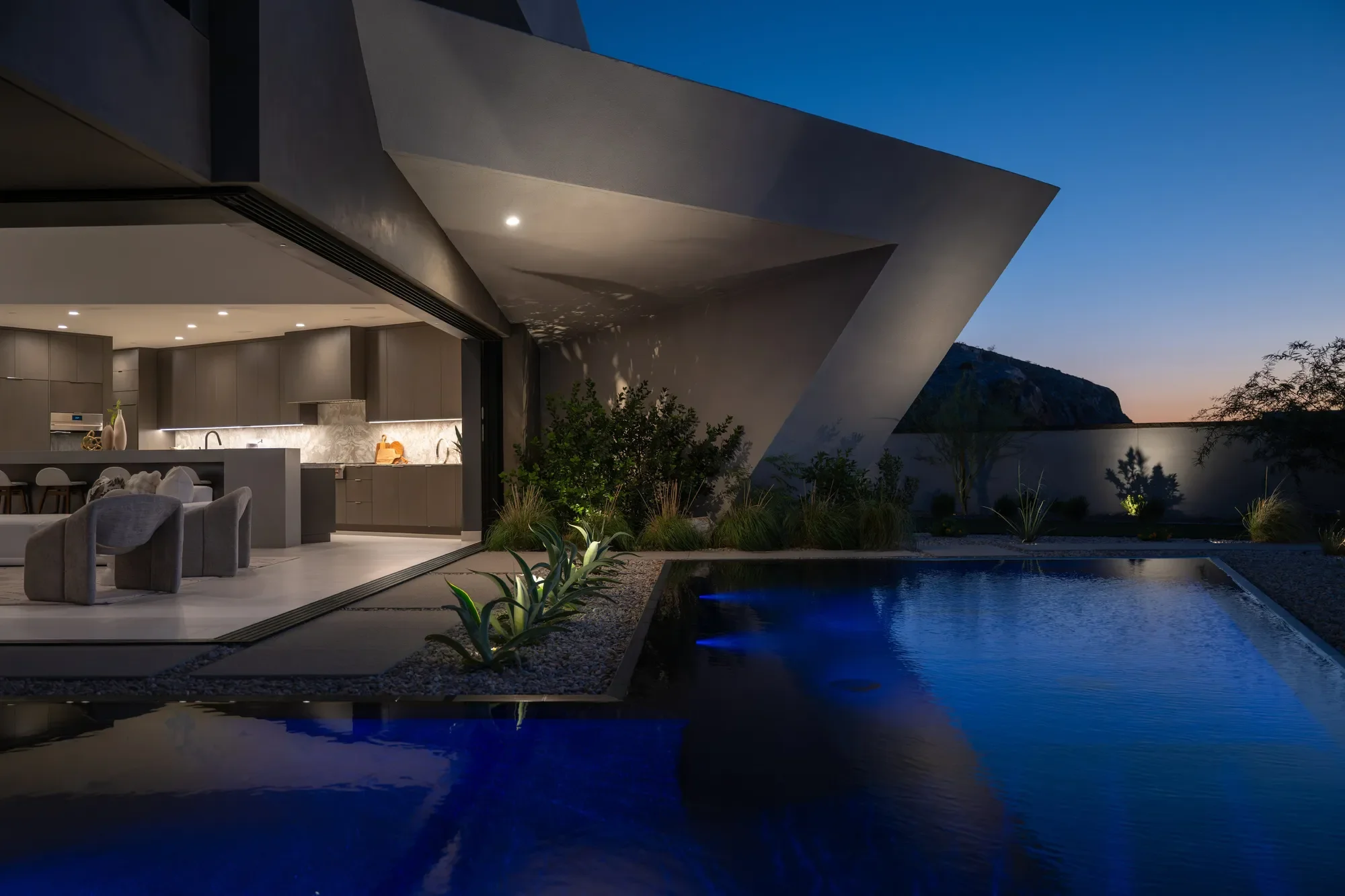 8 Chisel Crest Court, Henderson, NV 89012, Henderson, Nevada, United States. - Photo 47