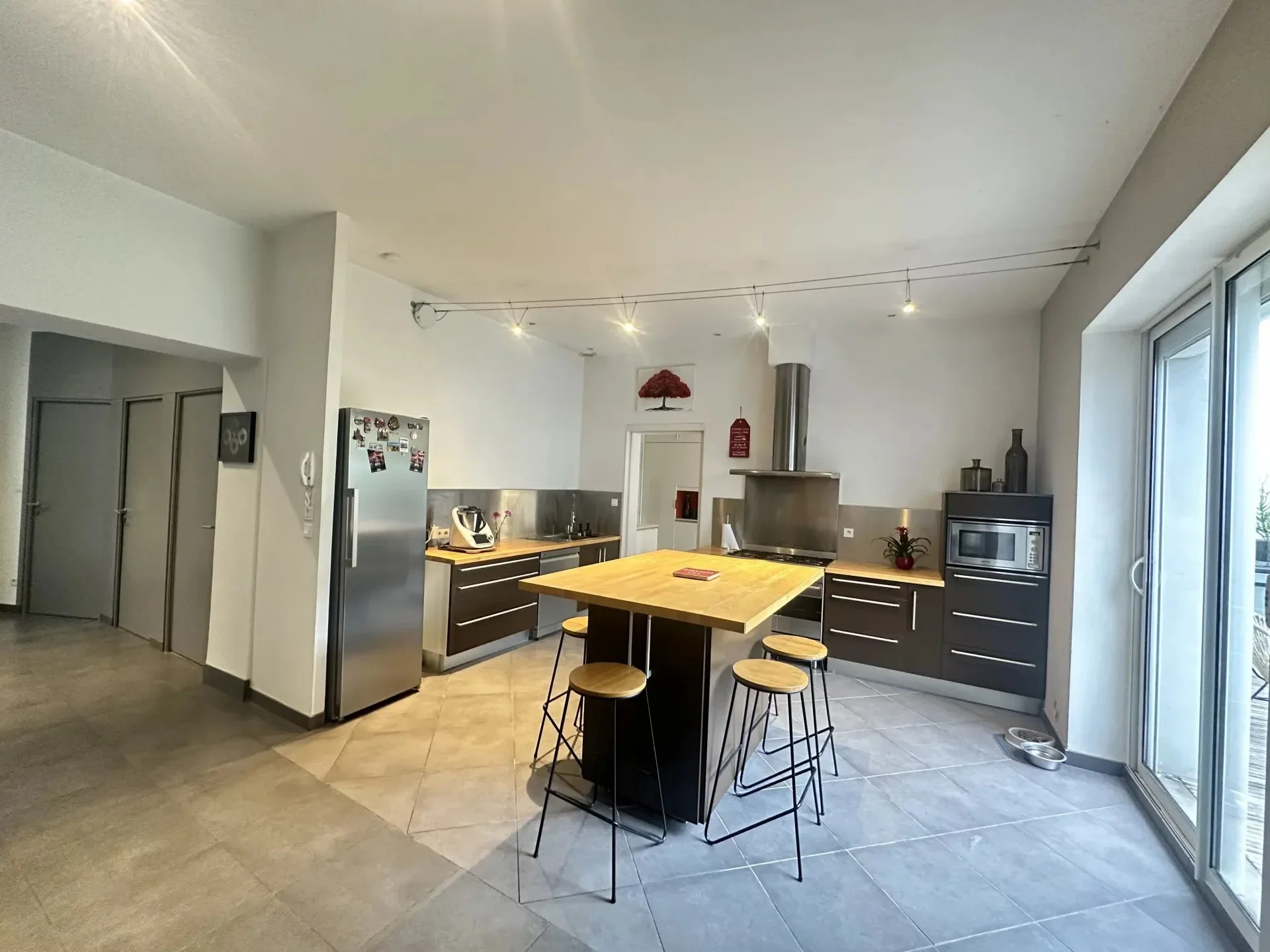 Gallery photo 10