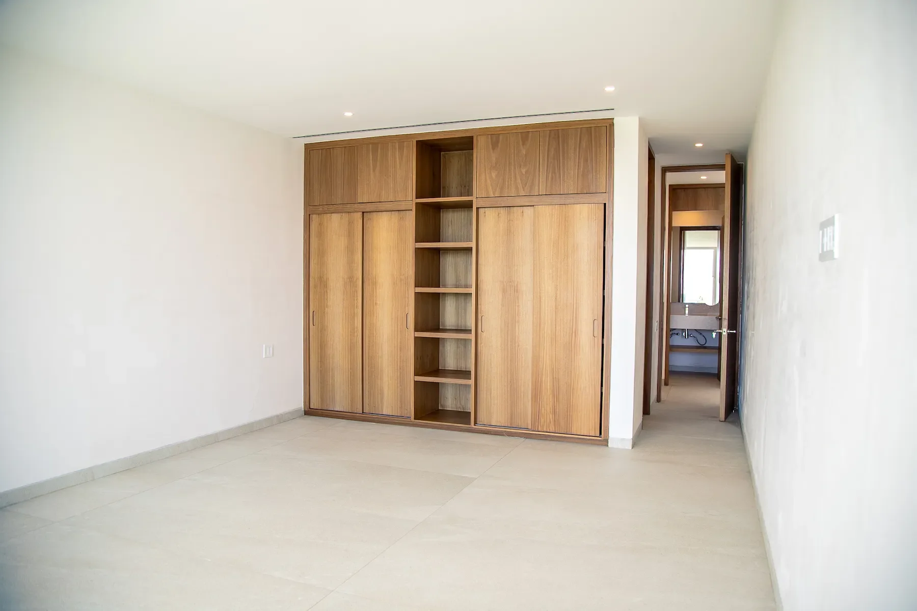 Gallery photo 2
