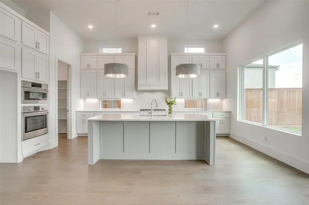 165 Lantern Ridge Drive, Aledo, Texas, United States. - Photo 12