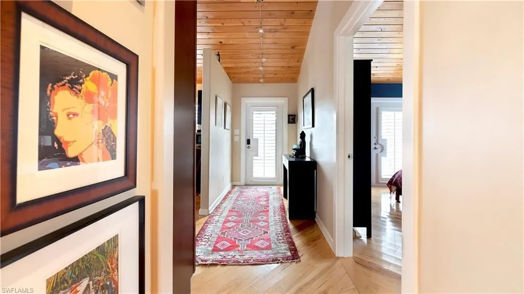 Gallery photo 2