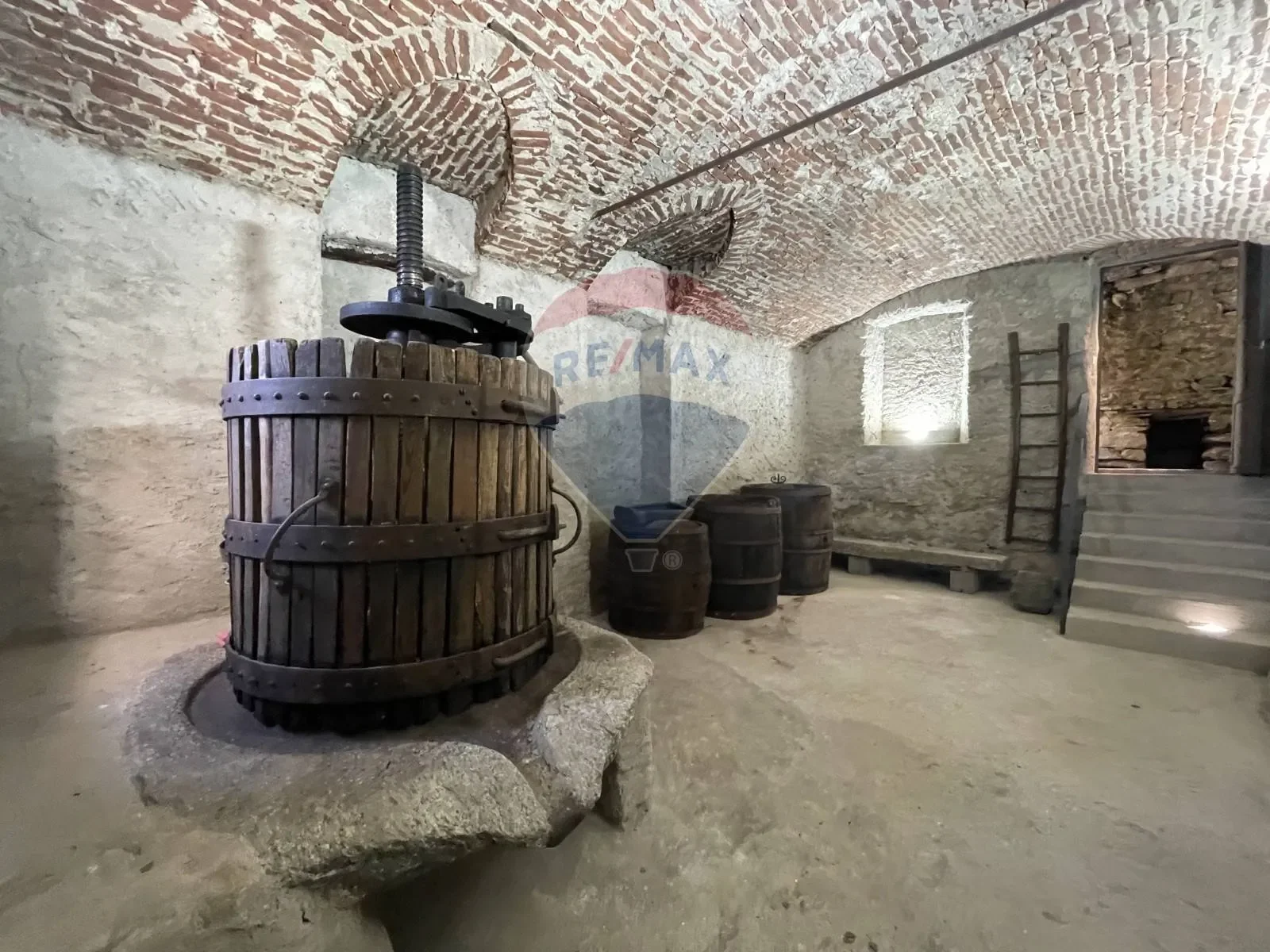 Casa Indipendente in vendita a Oggebbio