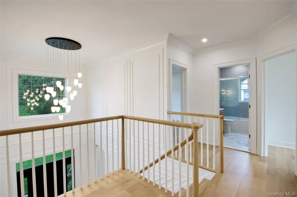 Gallery photo 2