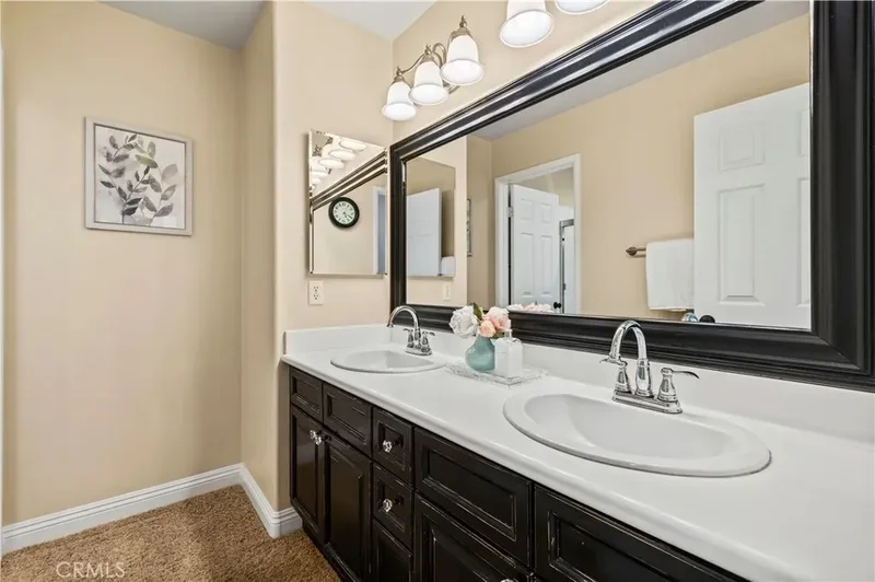 23664 Clearidge Drive, Santa Clarita, California, United States. - Photo 30