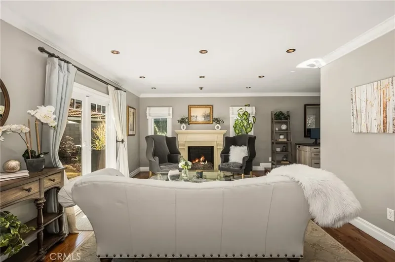 4 Bedrooms Single Family Detached