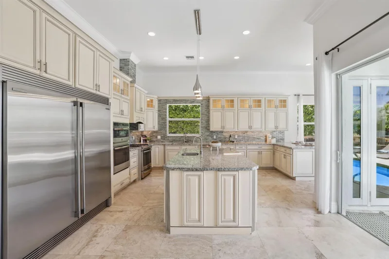 1030 Rhodes Villa Avenue, Delray Beach, Florida, United States. - Photo 12