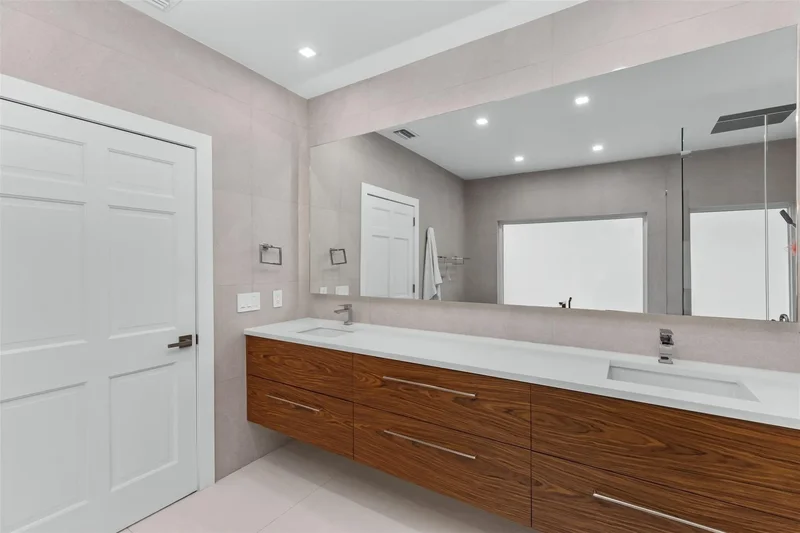 615 3rd Key Dr, Fort Lauderdale, Florida, United States. - Photo 32