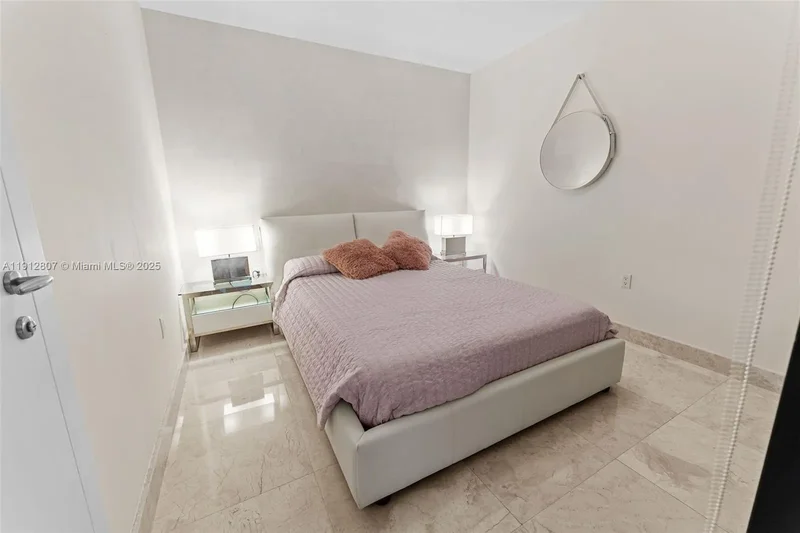 200 Biscayne Boulevard Way 4510, Miami, Florida, United States. - Photo 39