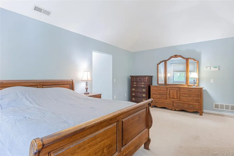16 Avalon Court, Hopewell Junction, New York, United States. - Photo 26