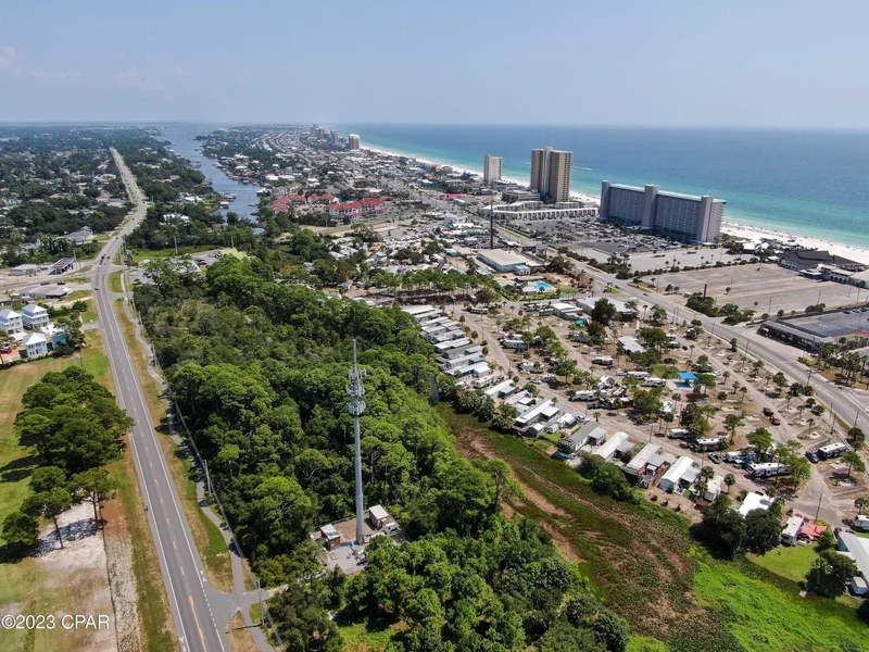 9129 N Lagoon Drive, Panama City Beach, Florida, United States. - Photo 5