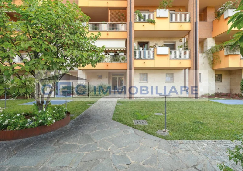 Recently built penthouse in Segrate