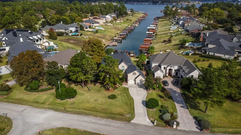 18818 E Cool Breeze Lane, Montgomery, TX 77356, Montgomery, Texas, United States. - Photo 15
