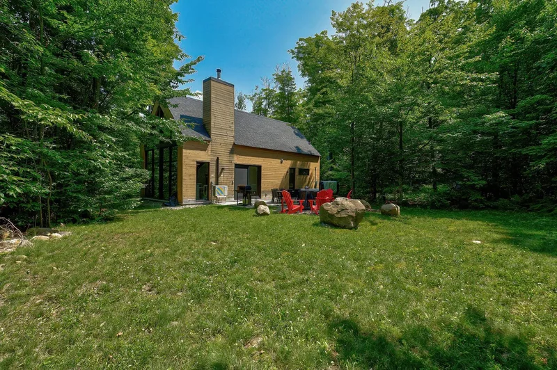157 Ch. de la Fraternité 218, Lac-Supérieur, Quebec, Canada. - Photo 19