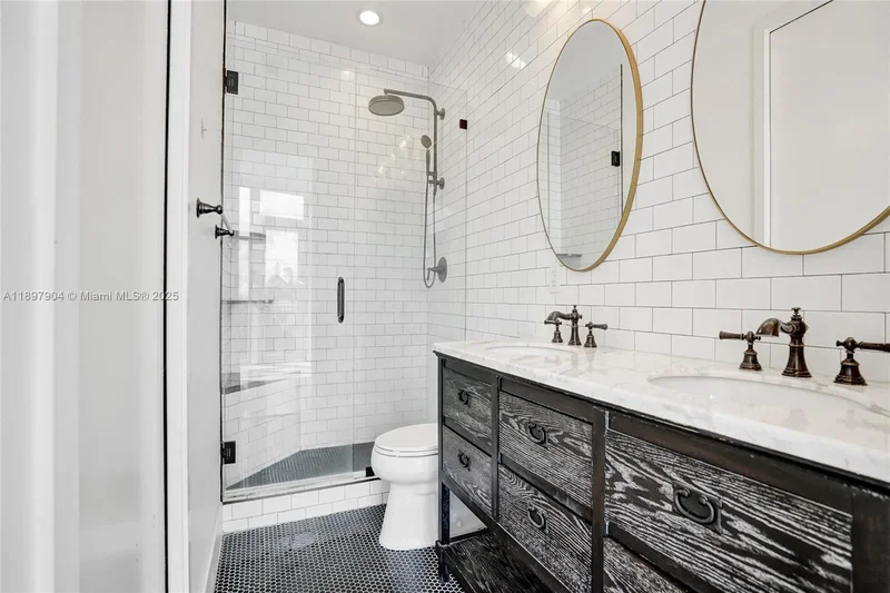 716 SE 12th St #13, Fort Lauderdale, FL 33316, Fort Lauderdale, Florida, United States. - Photo 7