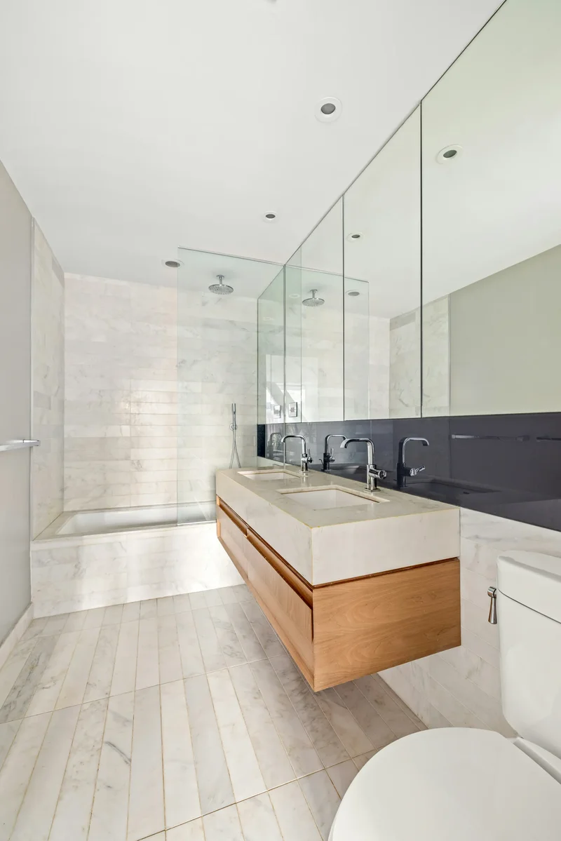 Norfolk Street, New York, New York, United States. - Photo 7