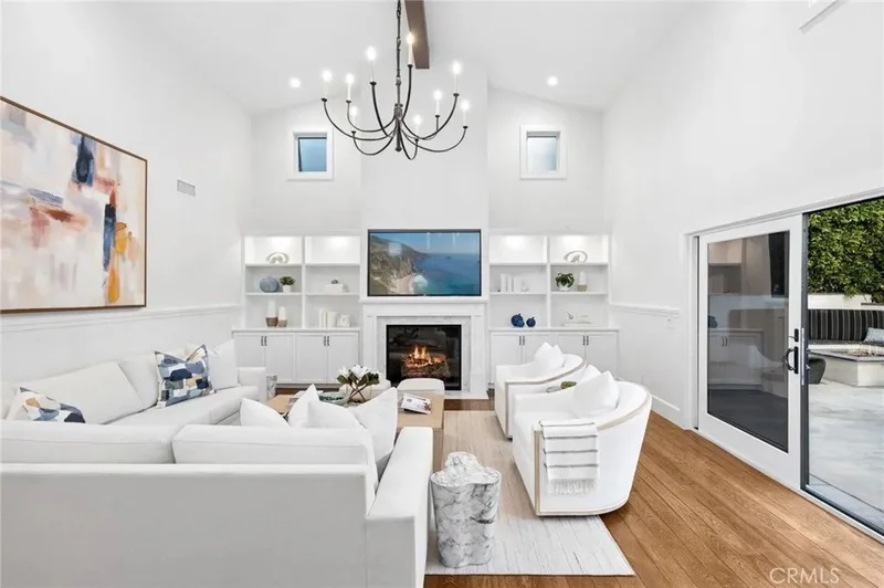 301 Evening Canyon, Newport Beach, California, United States. - Photo 21
