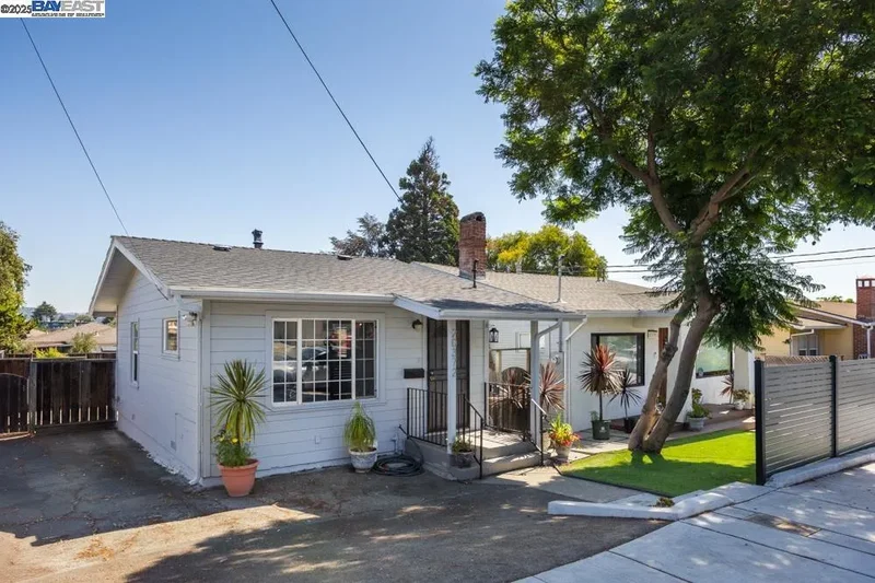 20378 Stanton Ave, Castro Valley, California, United States. - Photo 25