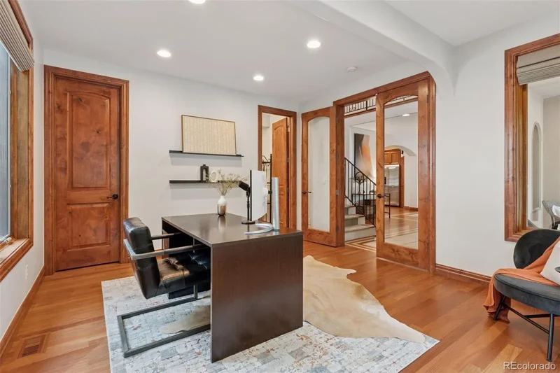 1026 S Cook Street, Denver, Colorado, United States. - Photo 20
