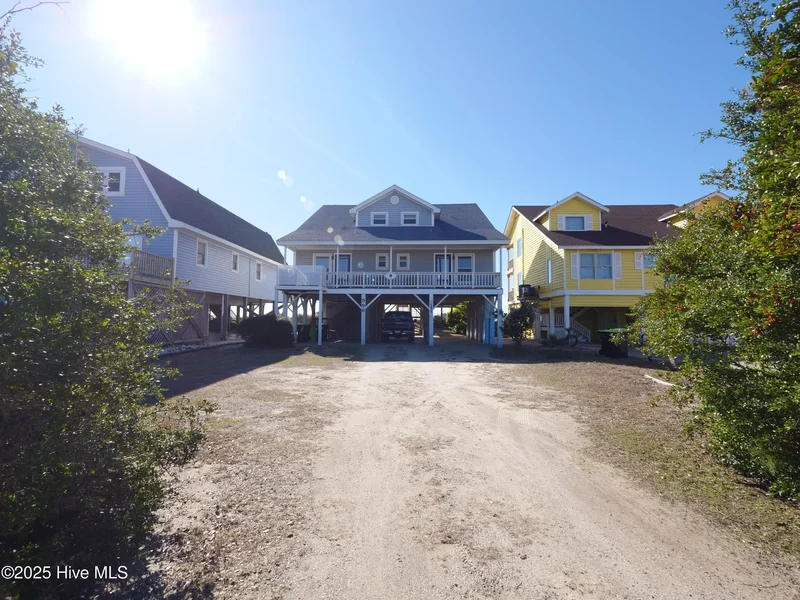 Oceanfront Coastal Retreat on Holden Beach Island