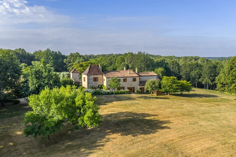 Exceptional Estate in Lalinde: The Art of Living in Périgord