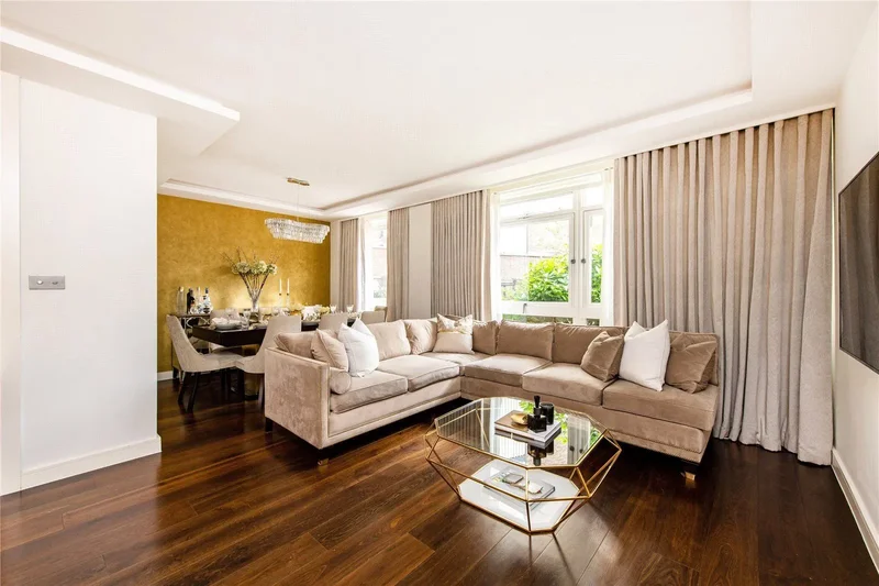 Apartment - London