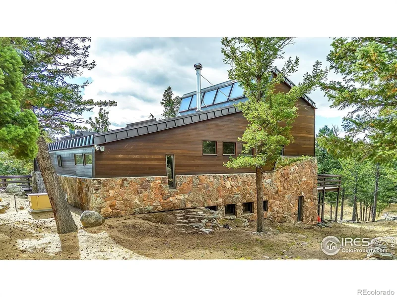 5566 Sugarloaf Road, Boulder, Colorado, United States. - Photo 28