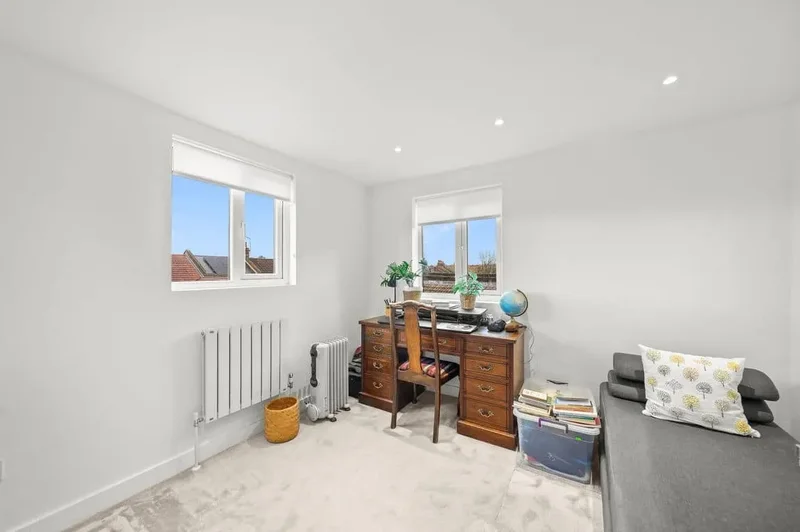 Osborne Road, London, NW2, London, England, United Kingdom. - Photo 6