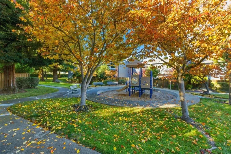 1542 Canna Court, Mountain View, California, United States. - Photo 18