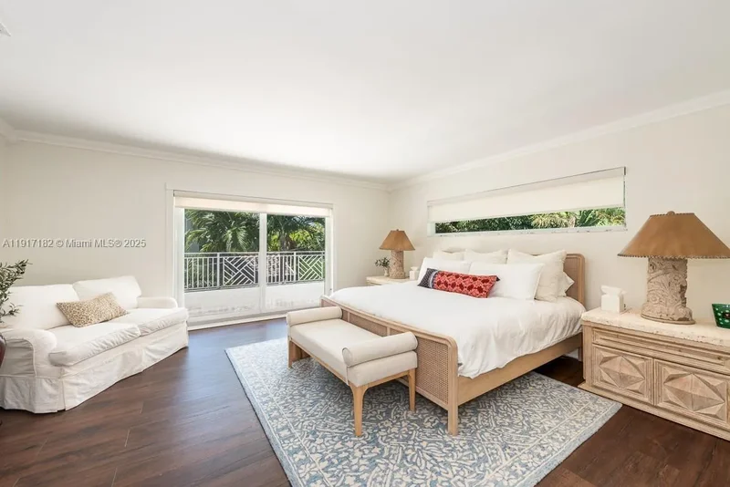 9400 E Broadview Dr, Bay Harbor Islands, FL, United States. - Photo 12