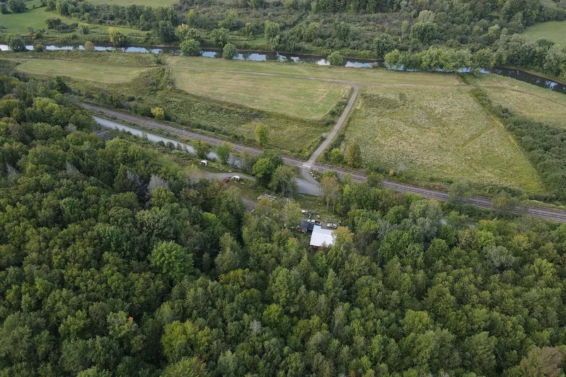 23 Ch. de la Mine, Potton, QC J0E1X0, Potton, Quebec, Canada. - Photo 8