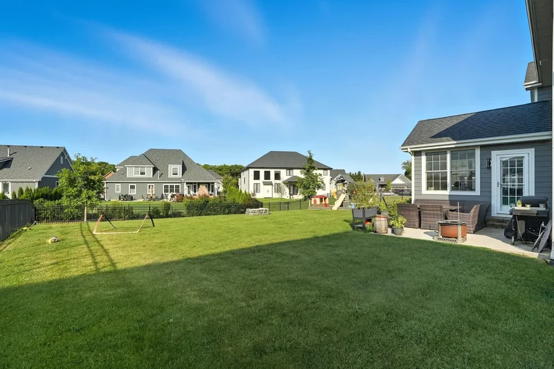 13028 Waterleaf Drive, St. John, IN 46373, Saint John, Indiana, United States. - Photo 32