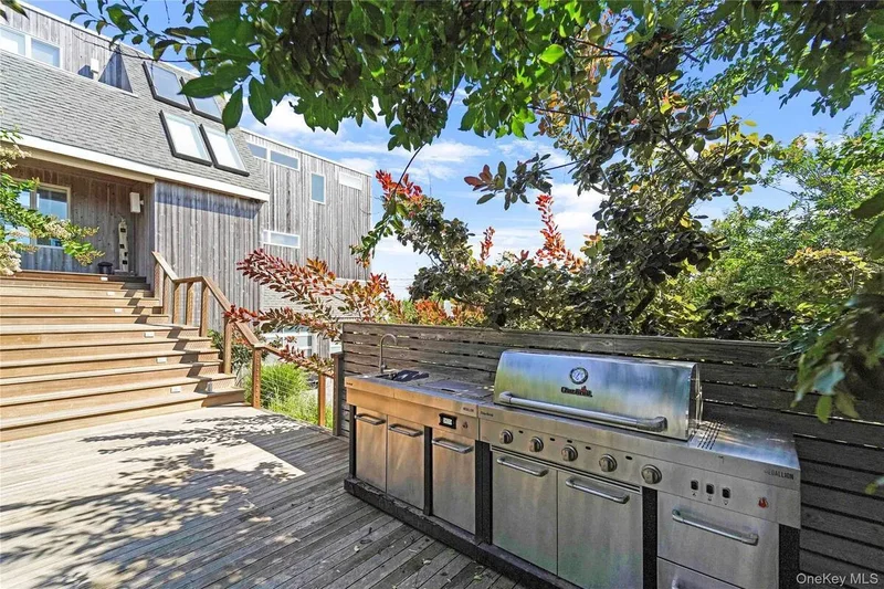 548 Dune Road, Westhampton Beach, New York, United States. - Photo 29
