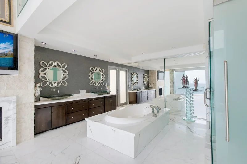 1261 Ocean Front , Laguna Beach, CA 92651, Laguna Beach, California, United States. - Photo 9
