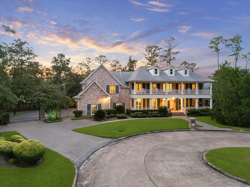 Single Family Residence in Houston