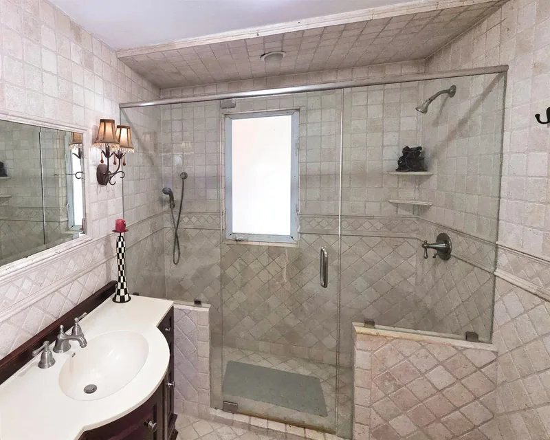 4200 N Surf Road, Hollywood, FL 33019, Hollywood, Florida, United States. - Photo 5