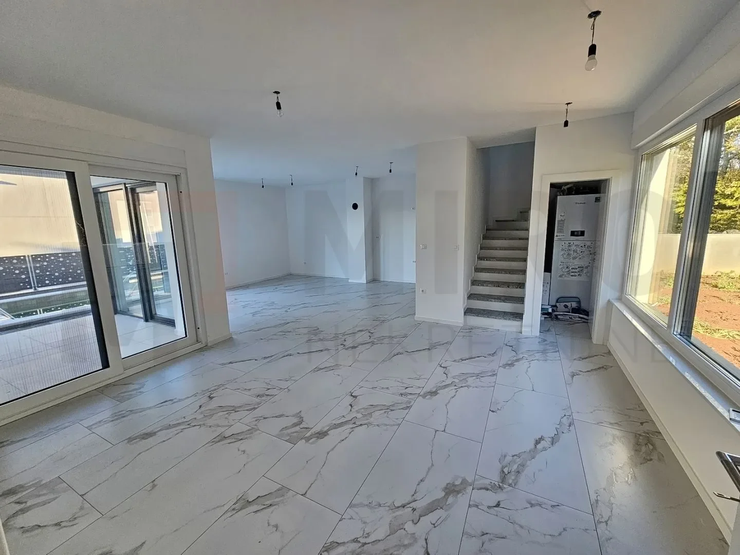 Gallery photo 5