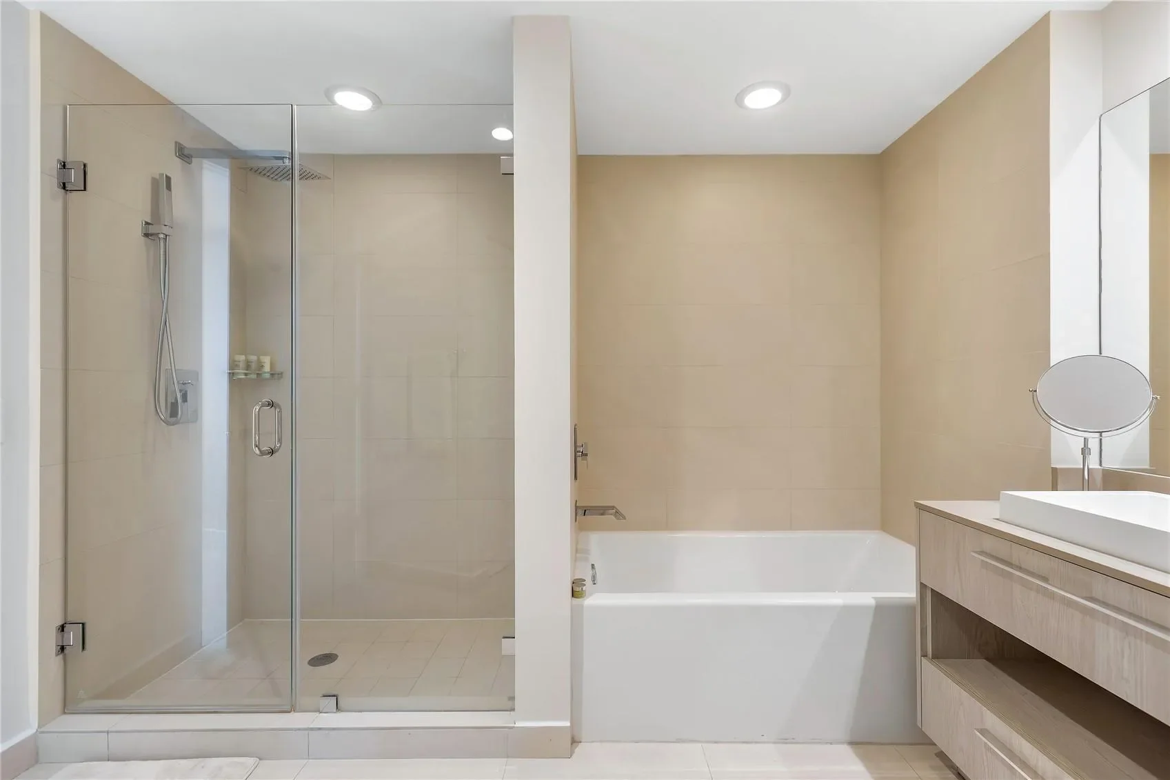 Gallery photo 10